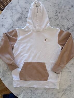 Jordan Kids White & Tan Colorblock Hoodie